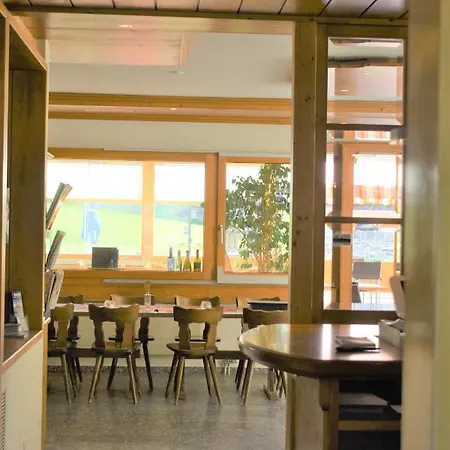 Hostel Restaurant & Hole In One