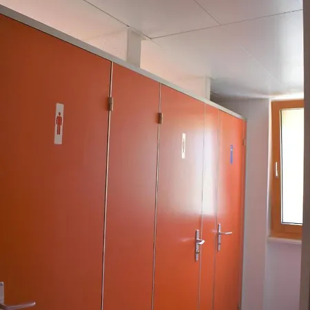 Restaurant & Hole In One Ostello Randa